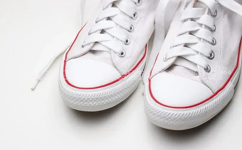 米兰官方手机app网站百家号**使用这项技巧，轻松解决运动鞋不解鞋带的问题**